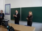 Američki ambasador u BiH, Patrik Mun, posjetio je danas Filozofski fakultet Univerziteta u Istočnom Sarajevu. Tom prilikom Mun je razgovarao sa rukovodstvom Fakulteta, a zatim i sa studentima katedre Engleskog jezika i književnosti na Filozofskom fakultetu.