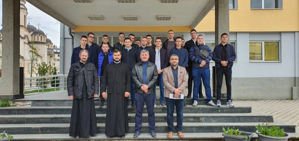 Maturanti Bogoslovije iz Foče posjetili Filozofski fakultet Pale