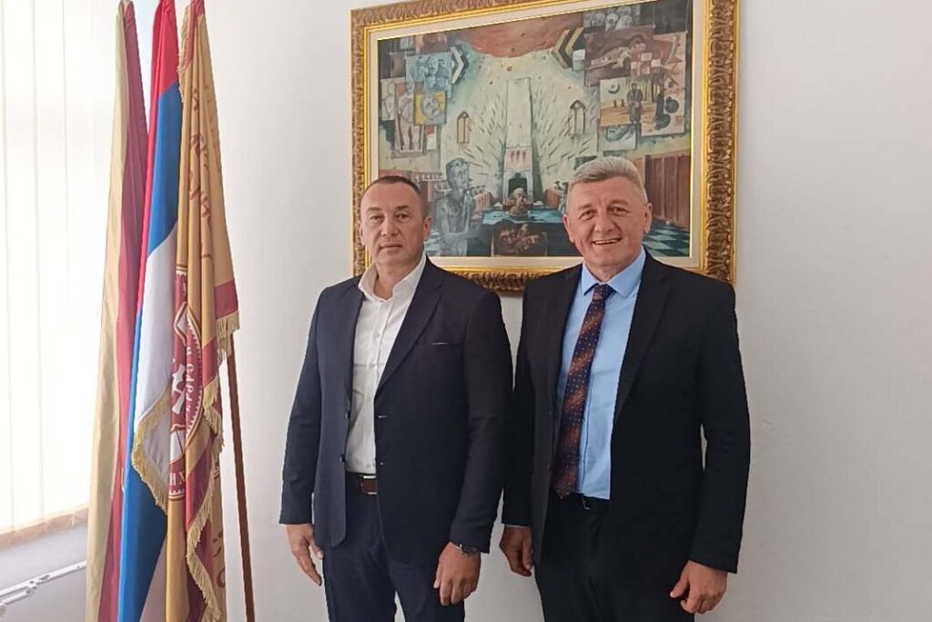 Посјета начелника општине Институту историјских наука