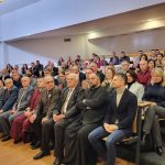 ПАЛЕ, 25. НОВЕМБРА/СРНА/ - Свечаном церемонијом и промоцијом мастера економије и дипломираних економиста, Економски факултет Универзитета у Источном Сарајеву обиљежио је Дан Факултета, 72 године традиције и 31 годину рада у Републици Српској.