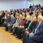 ПАЛЕ, 21. МАЈА /СРНА/ - Предсједник Владе Републике Српске Радован Вишковић и министар за научнотехнолошки развој и високо образовање Српске Жељко Будимир присуствују свечаној академији поводом Дана и крсне славе Филозофског факултета Универзитета у Источном Сарајеву - Светог Јо